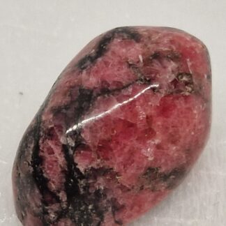 Rodoniit, 2,5 x 1,5 cm